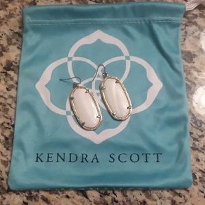 Kendra Scott Elle Earrings
